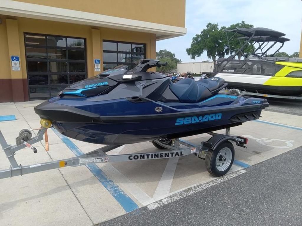 2026 Sea-Doo GTX 230 - 4