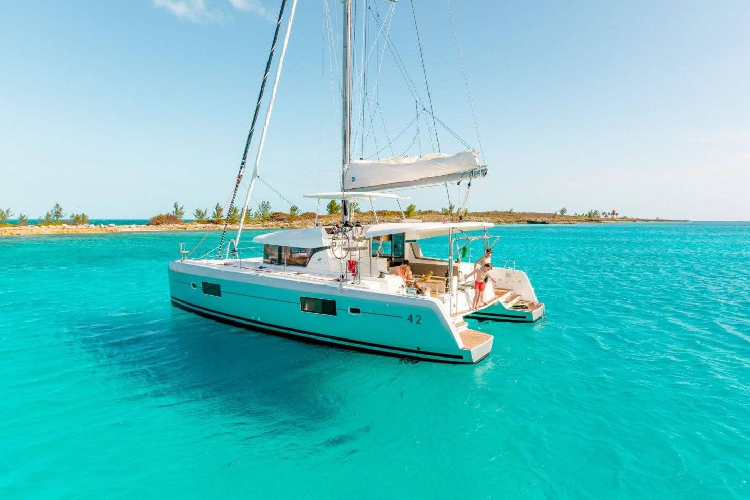 2023 Lagoon 42
