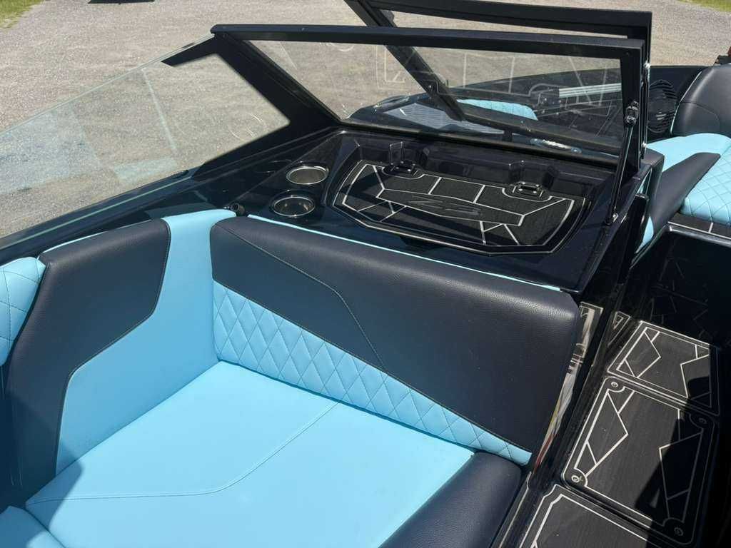 2023 Tigé 23ZX - 8