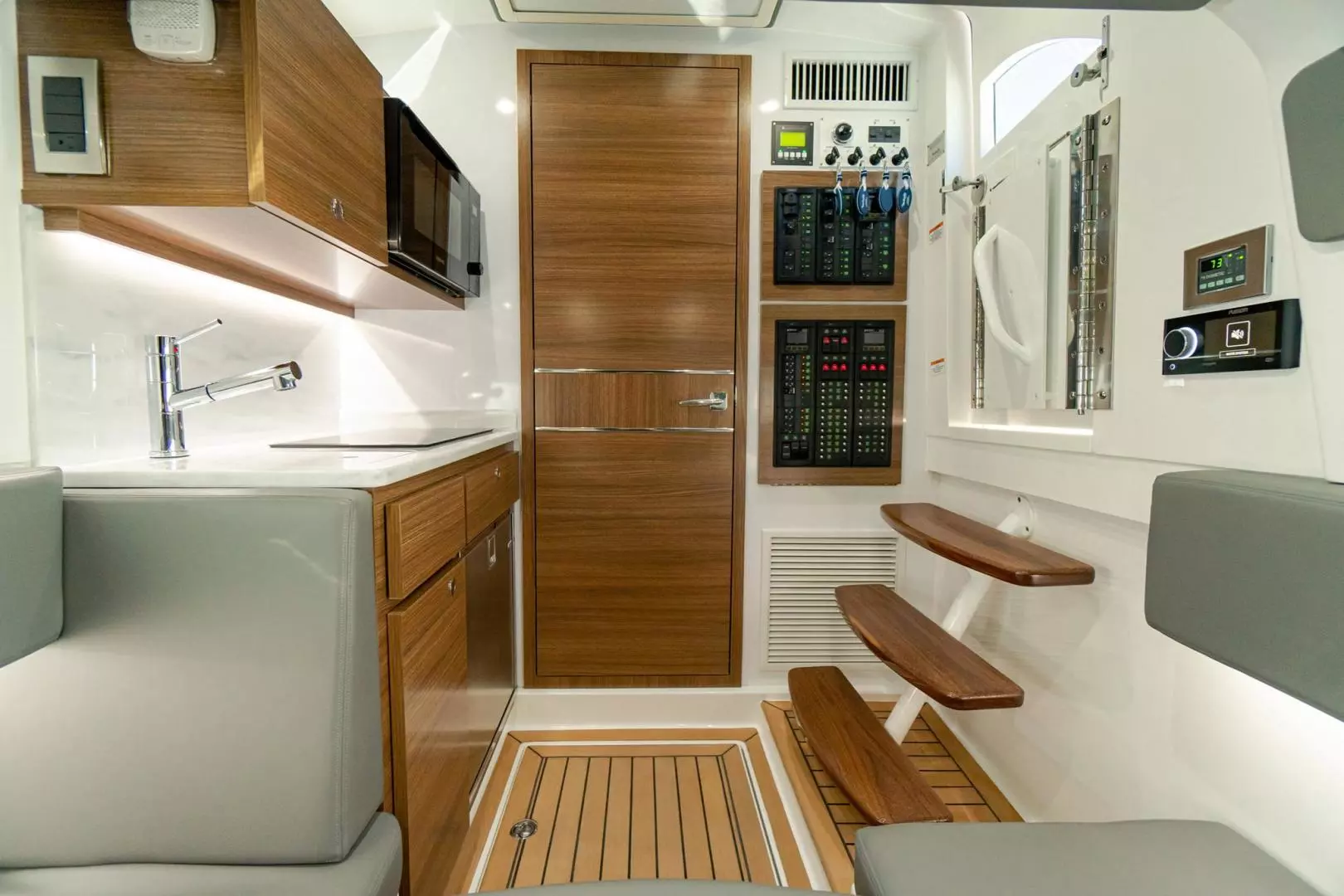 2027 Valhalla Boatworks V-46 Center Console - Image 23