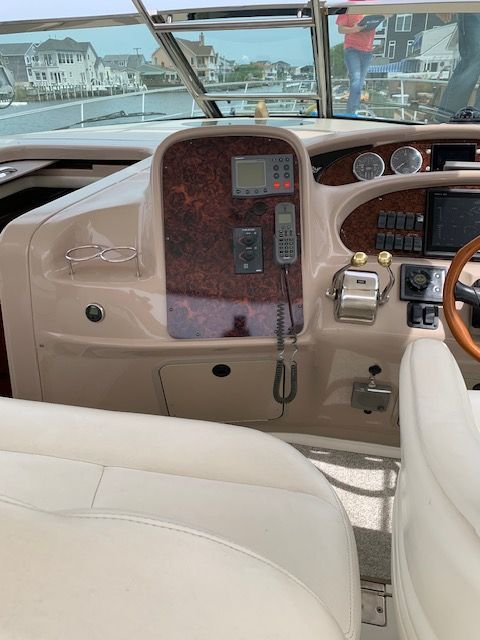 2003 Sea Ray 410 Express Cruiser - 17