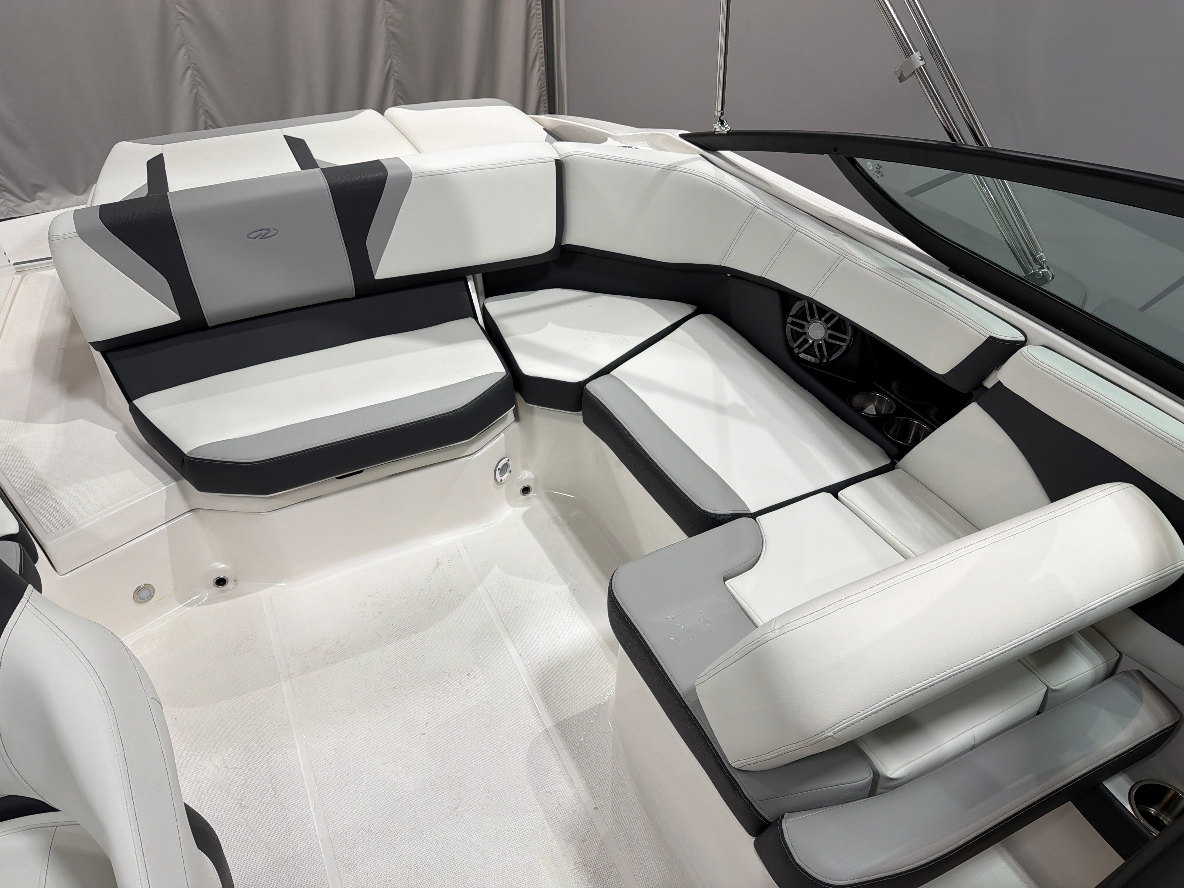 2026 Regal 2000 ES - 9