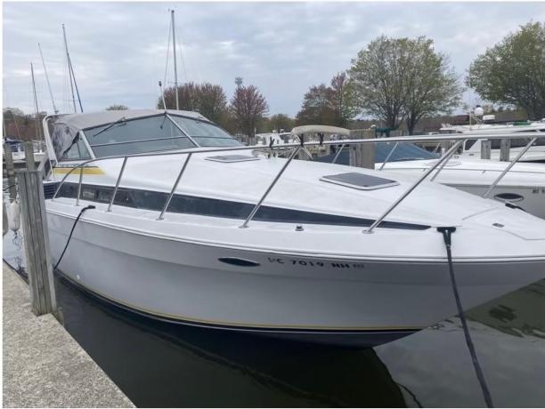 1987 Chris-Craft 320 Amerosport