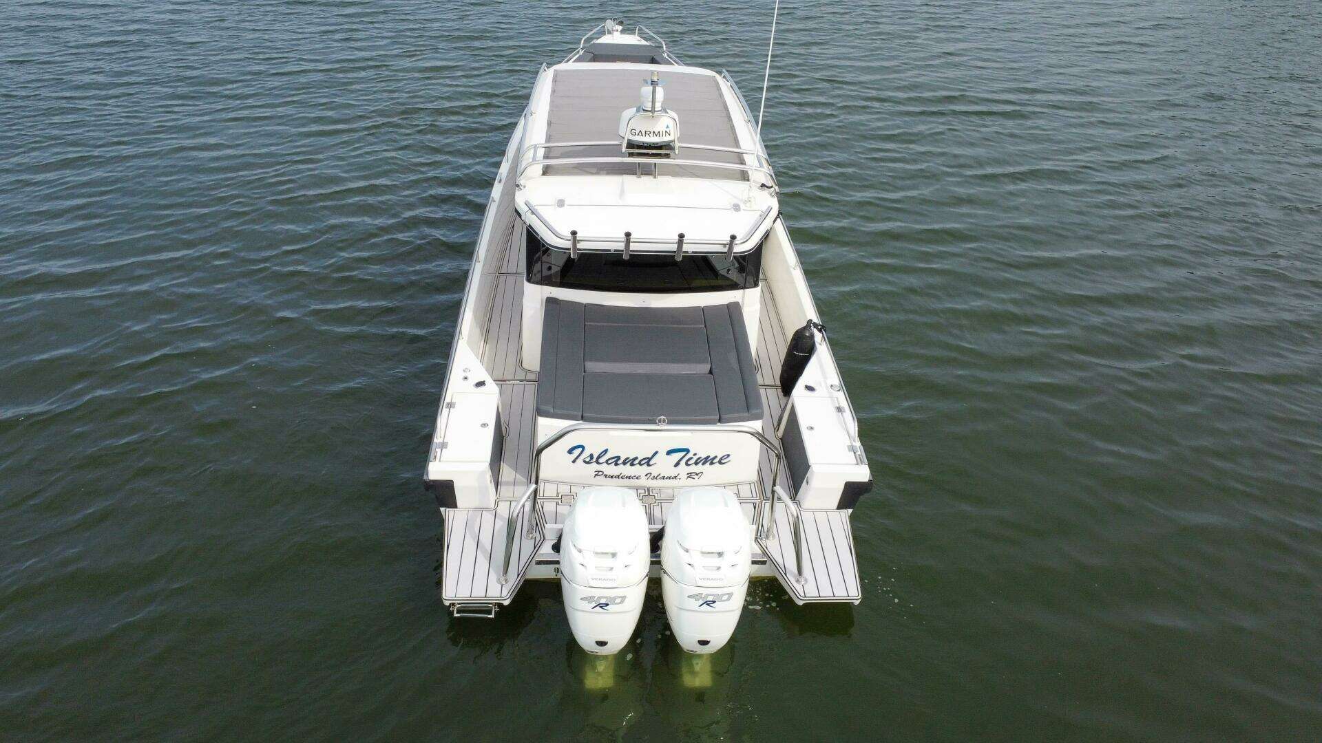 2018 Axopar 37 Sport Cabin R - Image 5