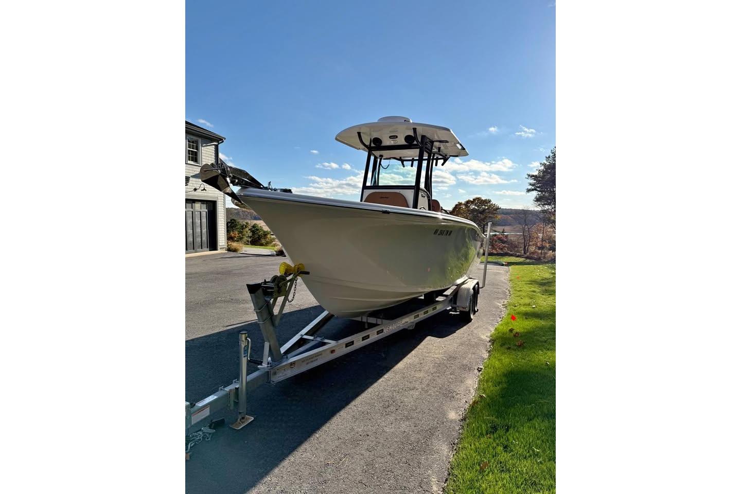 2024 Sea Pro 242 Center Console