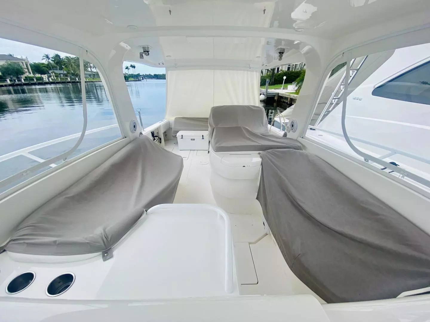 2008 Intrepid 390 Sport Yacht - Image 18