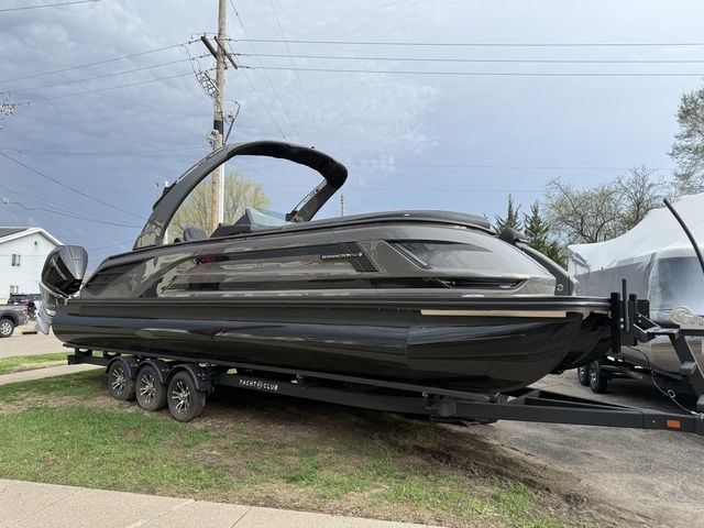 2026 Bennington QX Swingback 27 QXSBWAT2 Tritoon