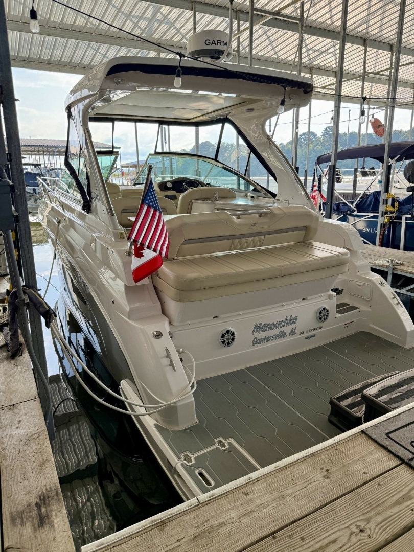 2020 Regal 33 Express - Image 20