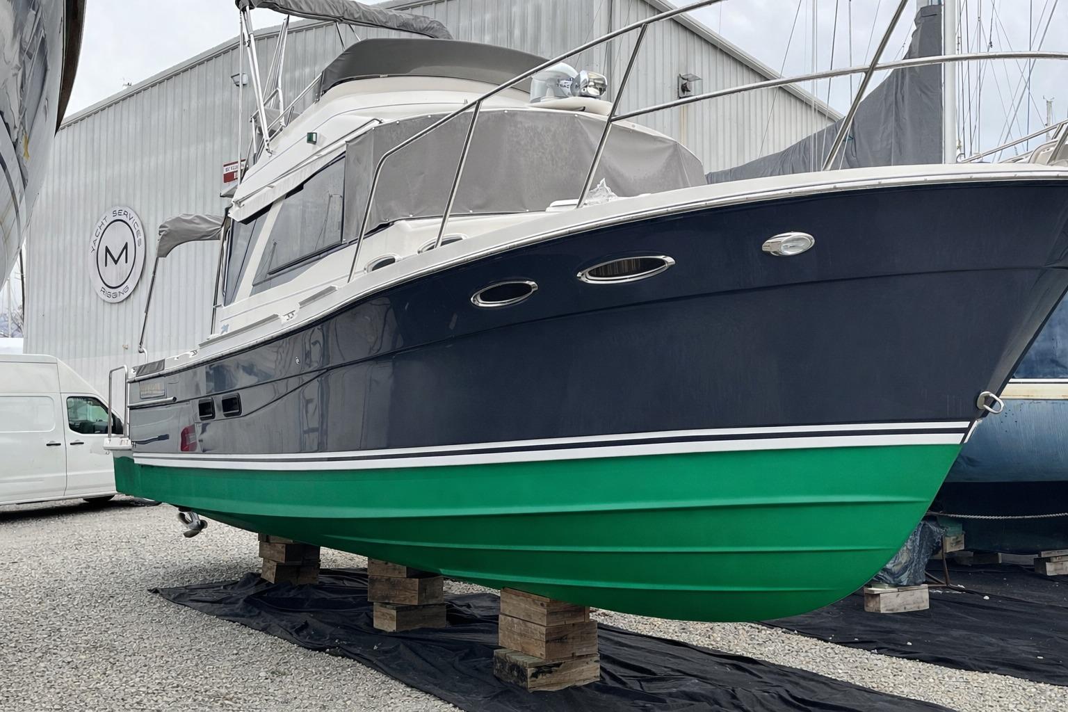 2021 Cutwater C-32 CB