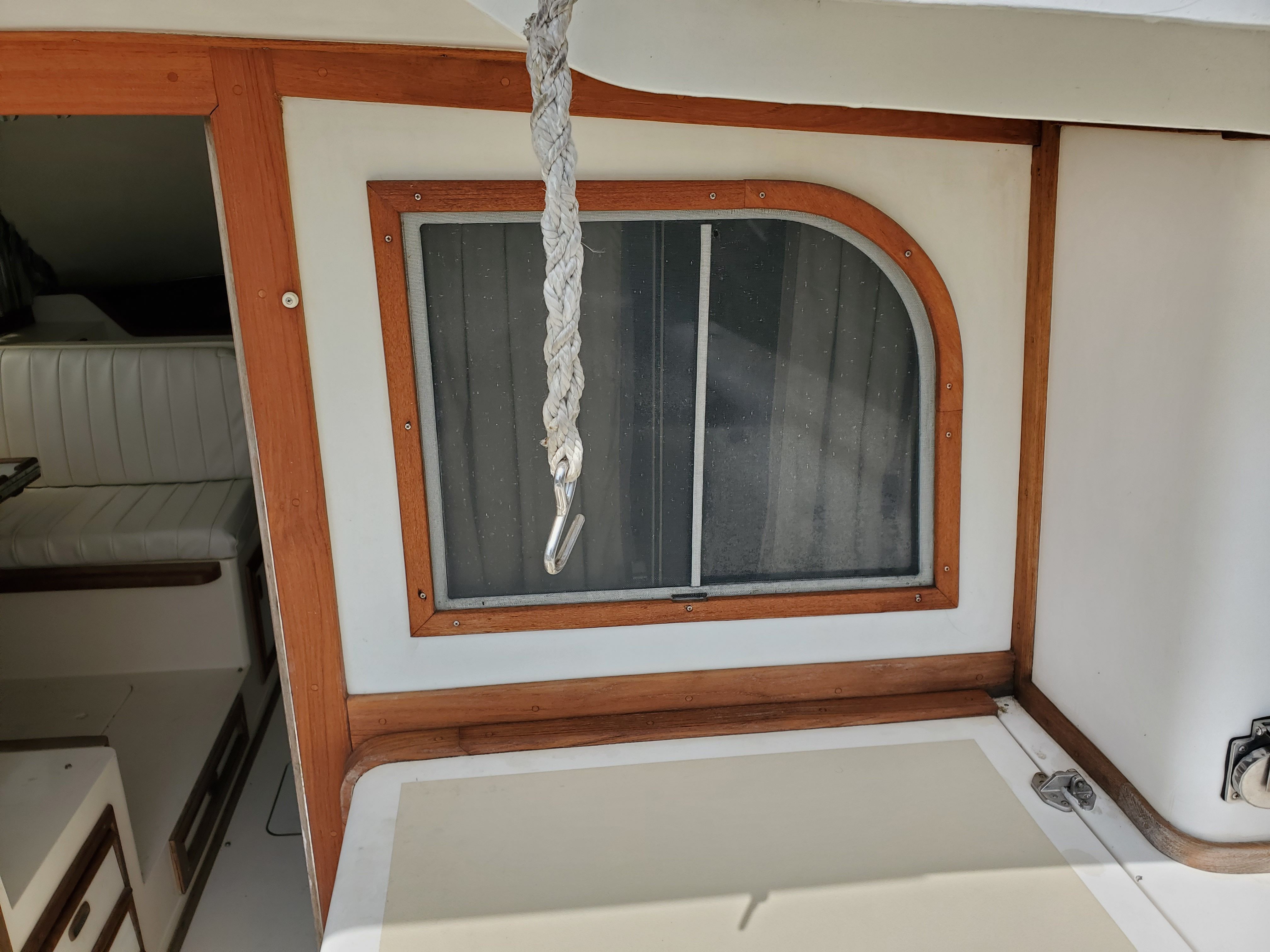 1987 Blackfin Flybridge - 10