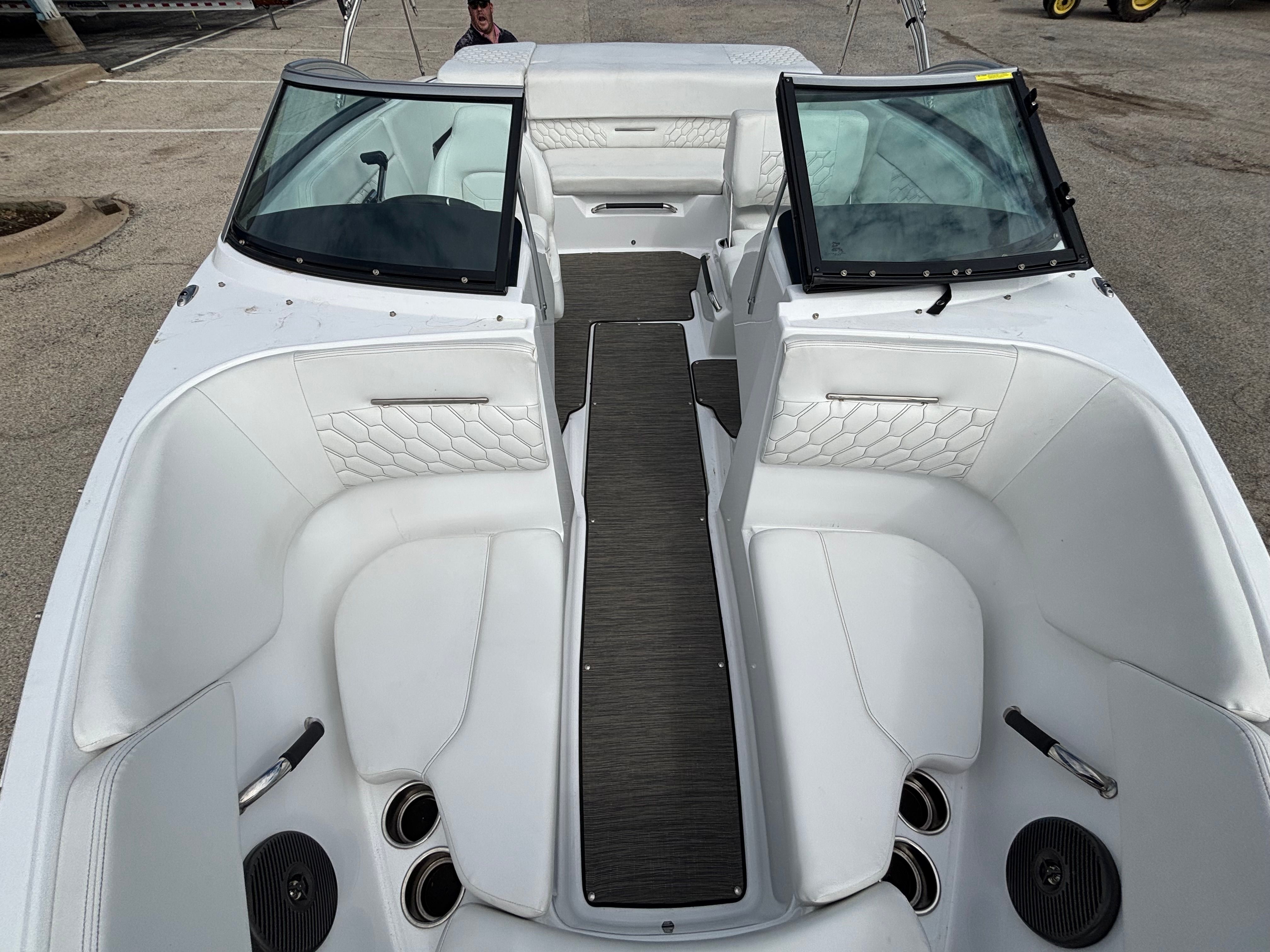 2023 FOUR WINNS H1 - Image 14