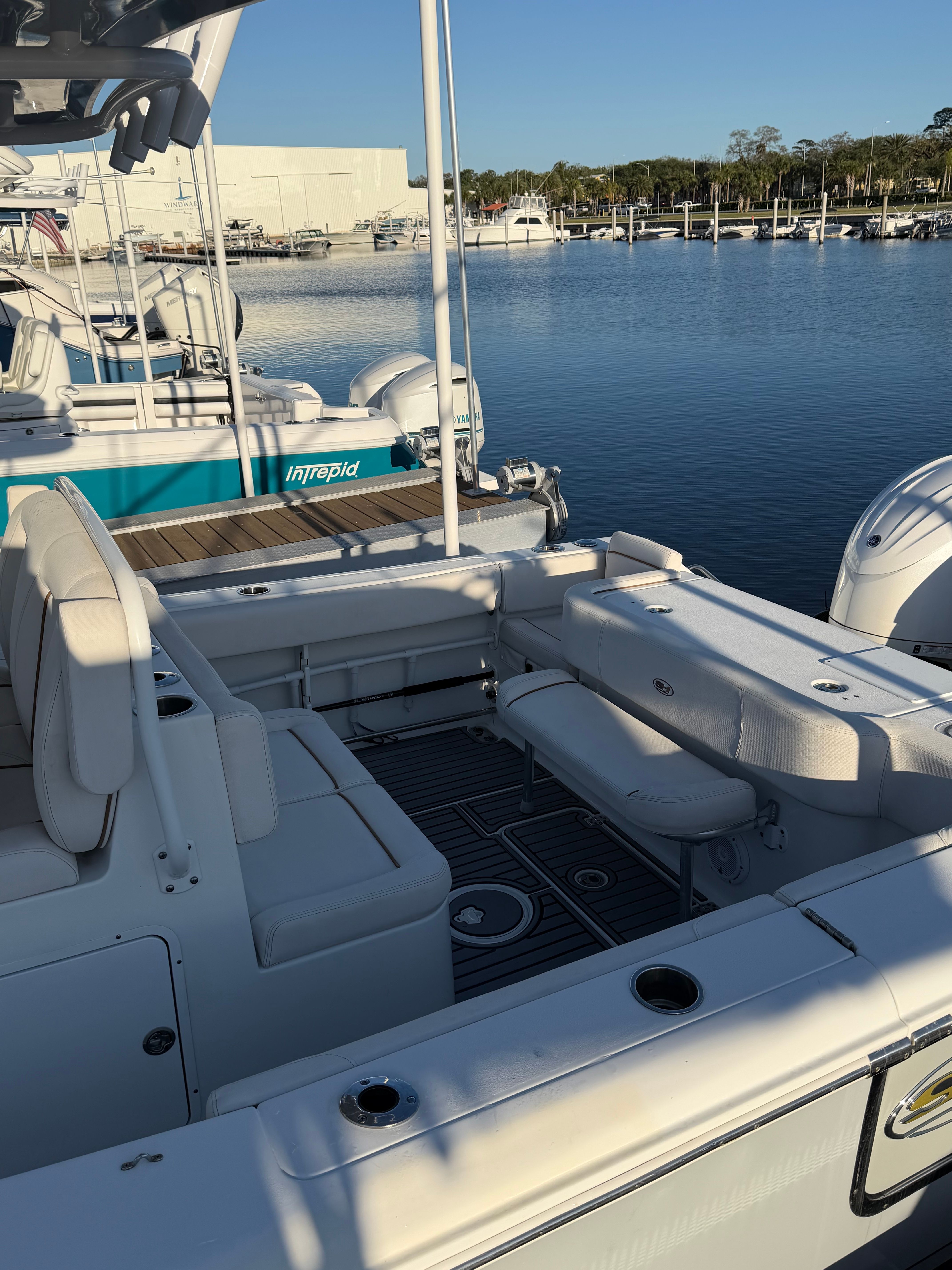 2022 Sea Hunt Gamefish 30 Coffin Box - 31