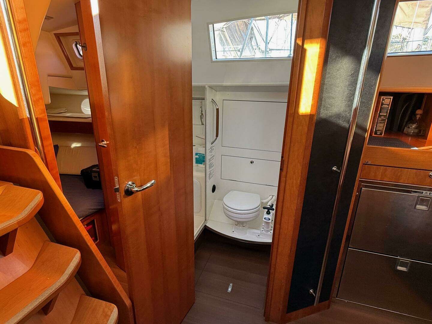 2011 Allures 45 - Image 47