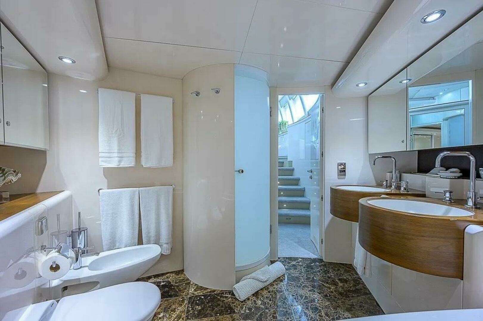 2005 DMB Danube Motor Yacht - Image 67