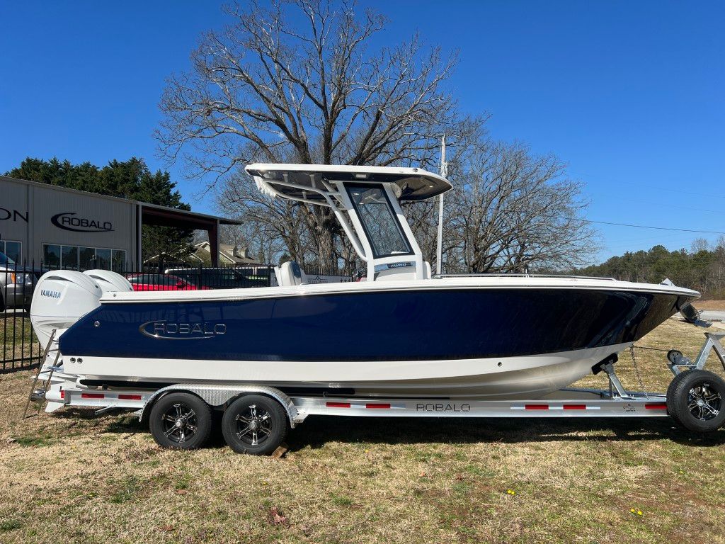 2025 Robalo 250 Center Console - 3