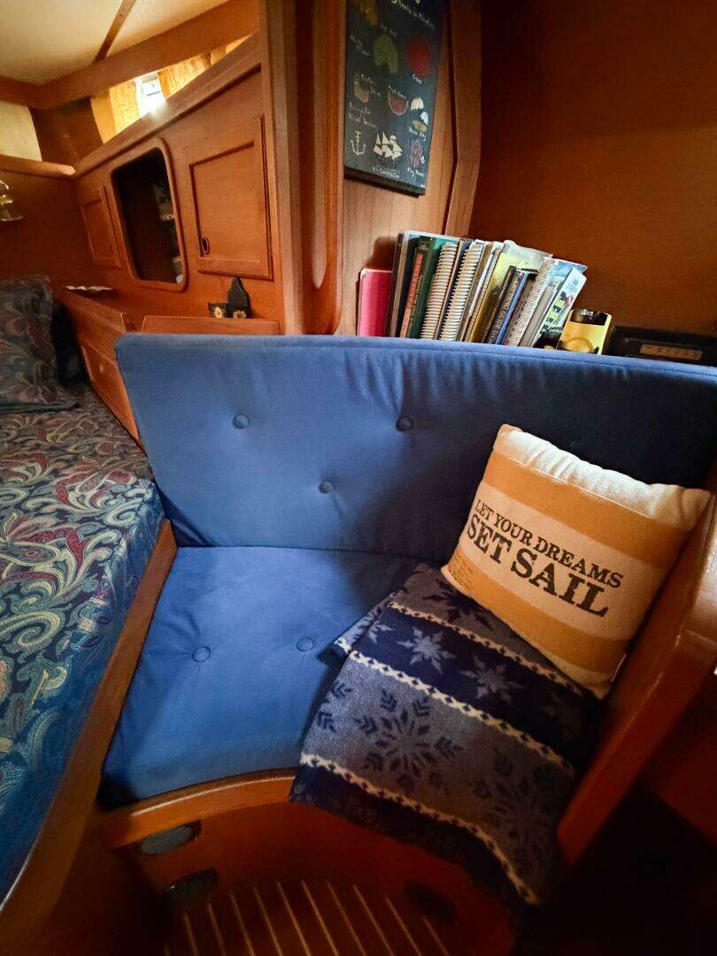 1986 Nauticat 40 Cutter Ketch Pilothouse - Image 50