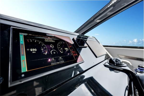 2023 Cruisers Yachts 42 GLS OB - 25