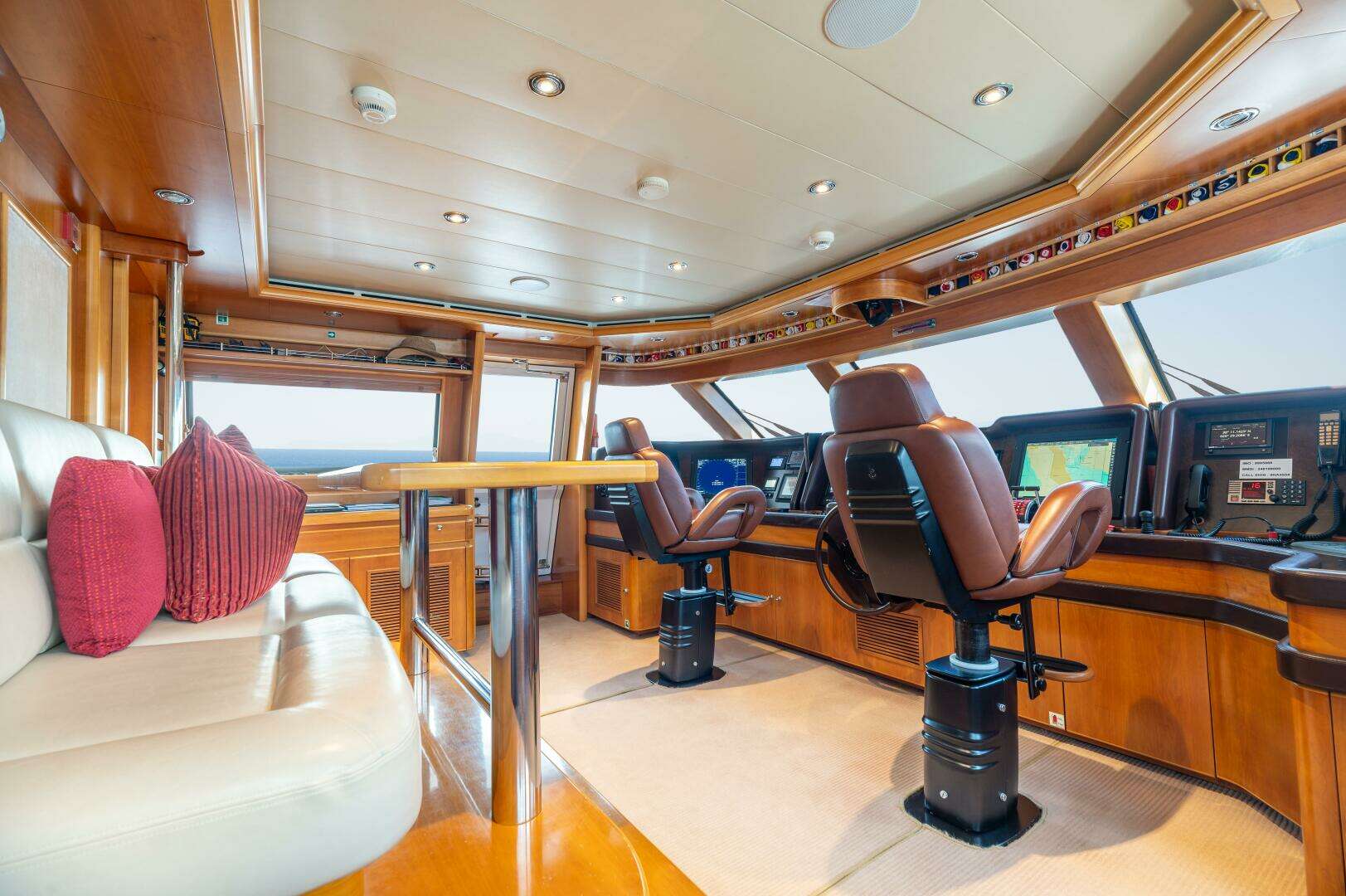 2007 CRN Pilothouse - Image 39