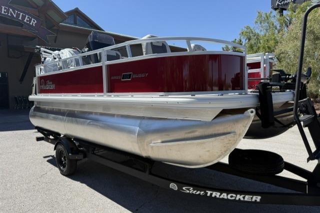 2026 Sun Tracker Bass Buggy 16 XL Select