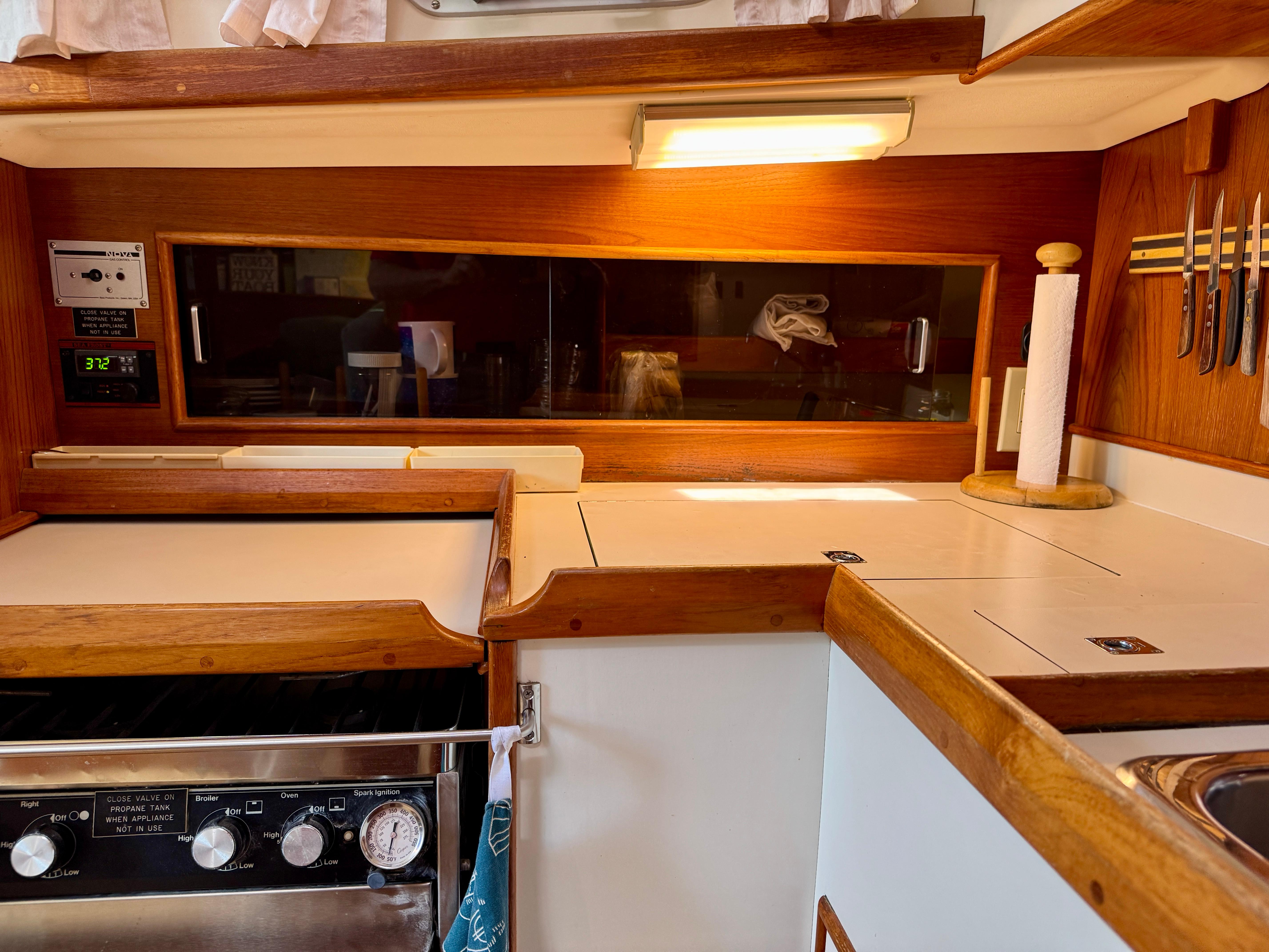 1989 Nonsuch 30 Ultra - 60