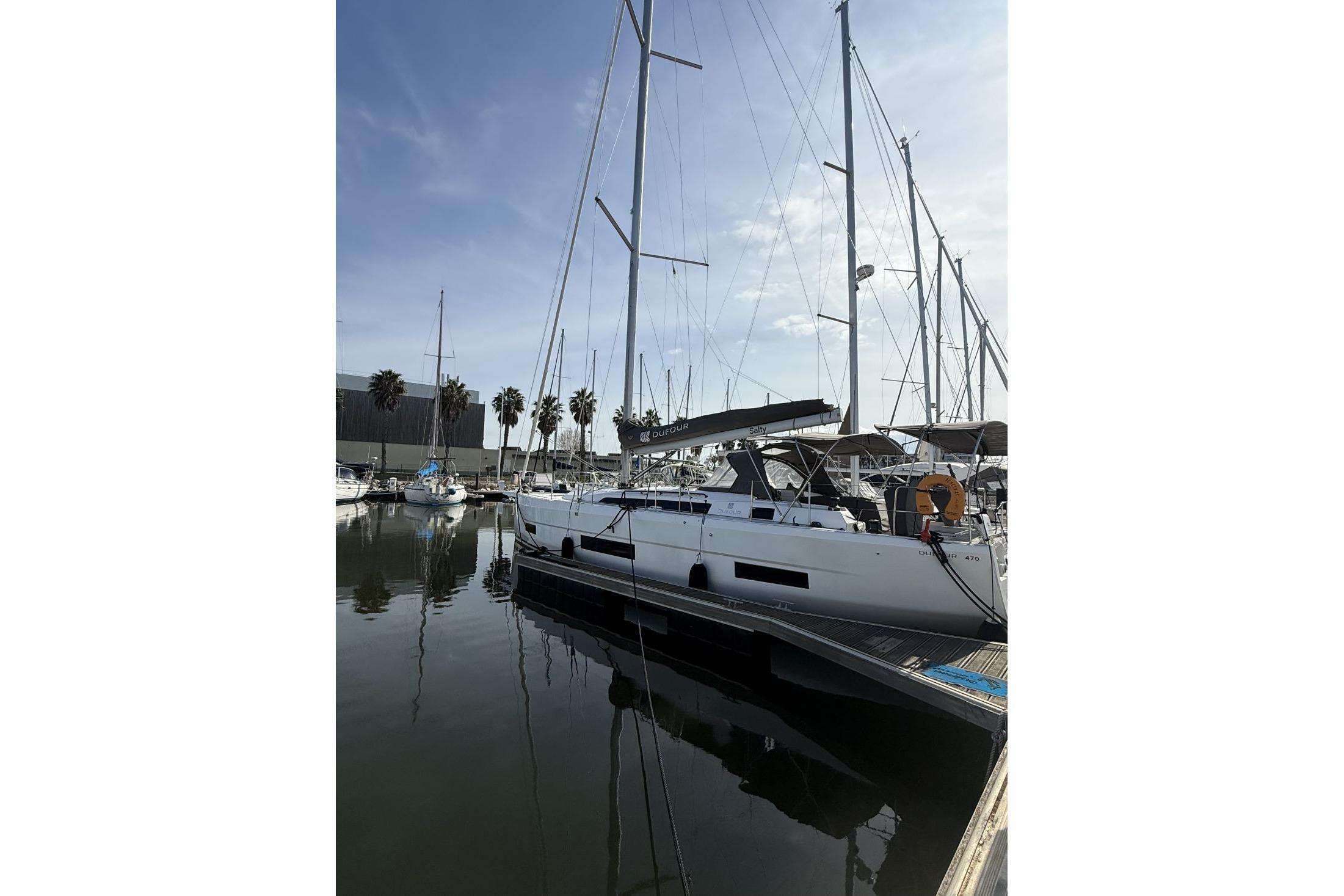 2022 Dufour 470