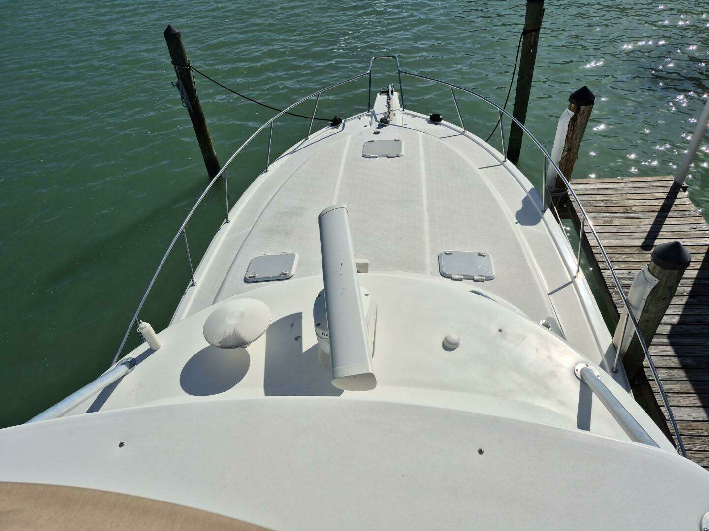 2004 Riviera 4000 Offshore - Image 18