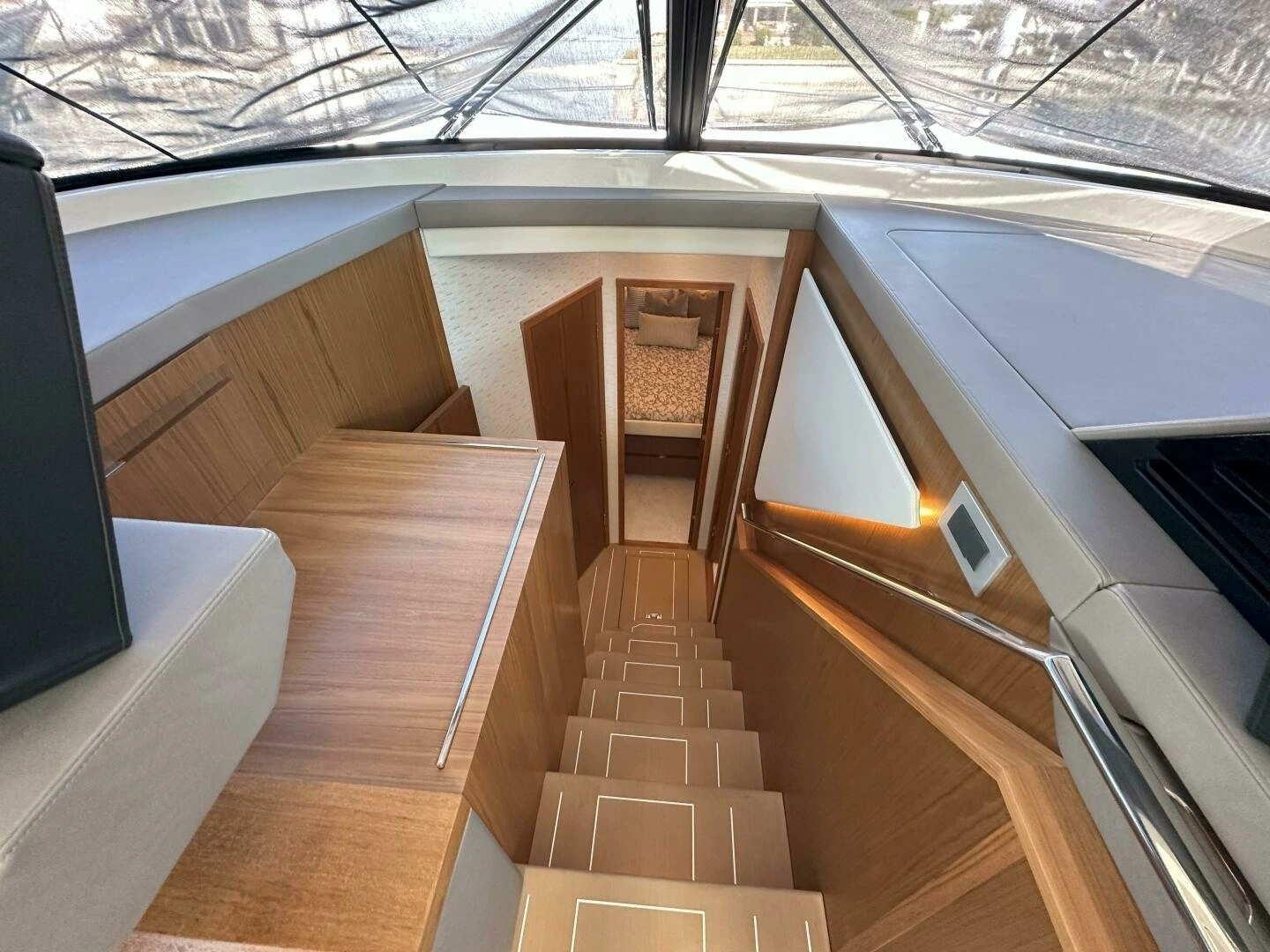 2025 Tiara Yachts EX 60 - Image 6