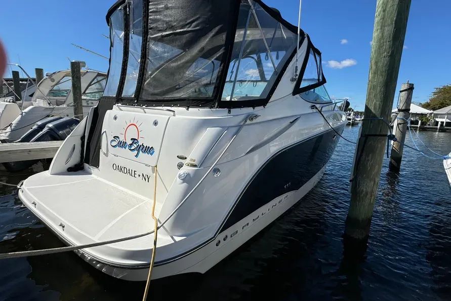 2008 Bayliner 300 Ciera