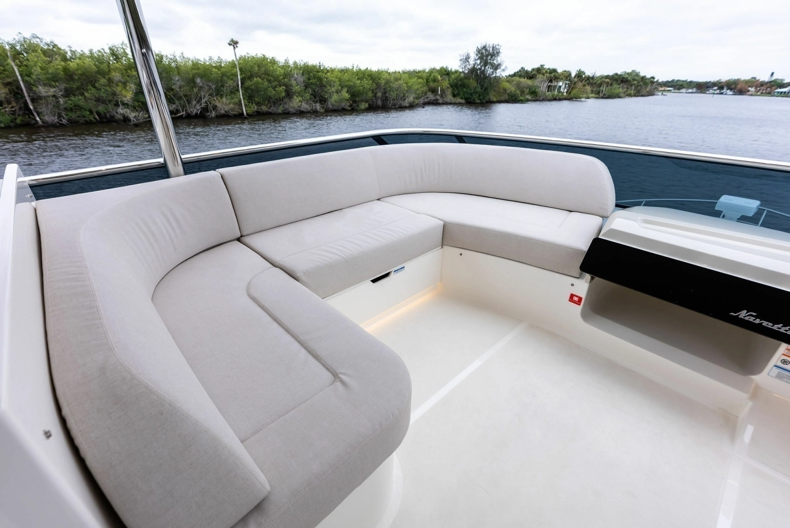 2026 Absolute 62 Navetta - Image 70