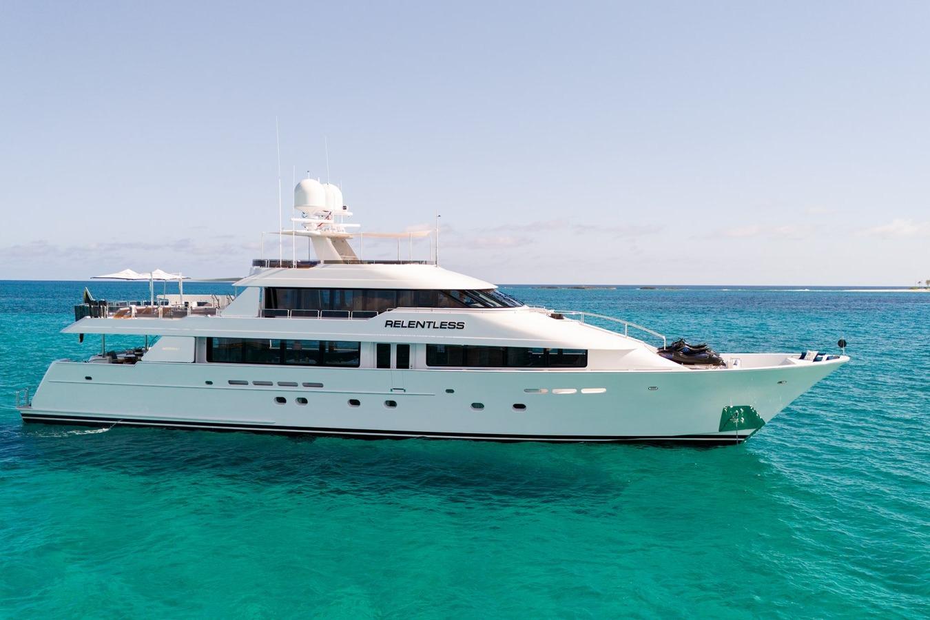 2006 Westport 130 Motoryacht