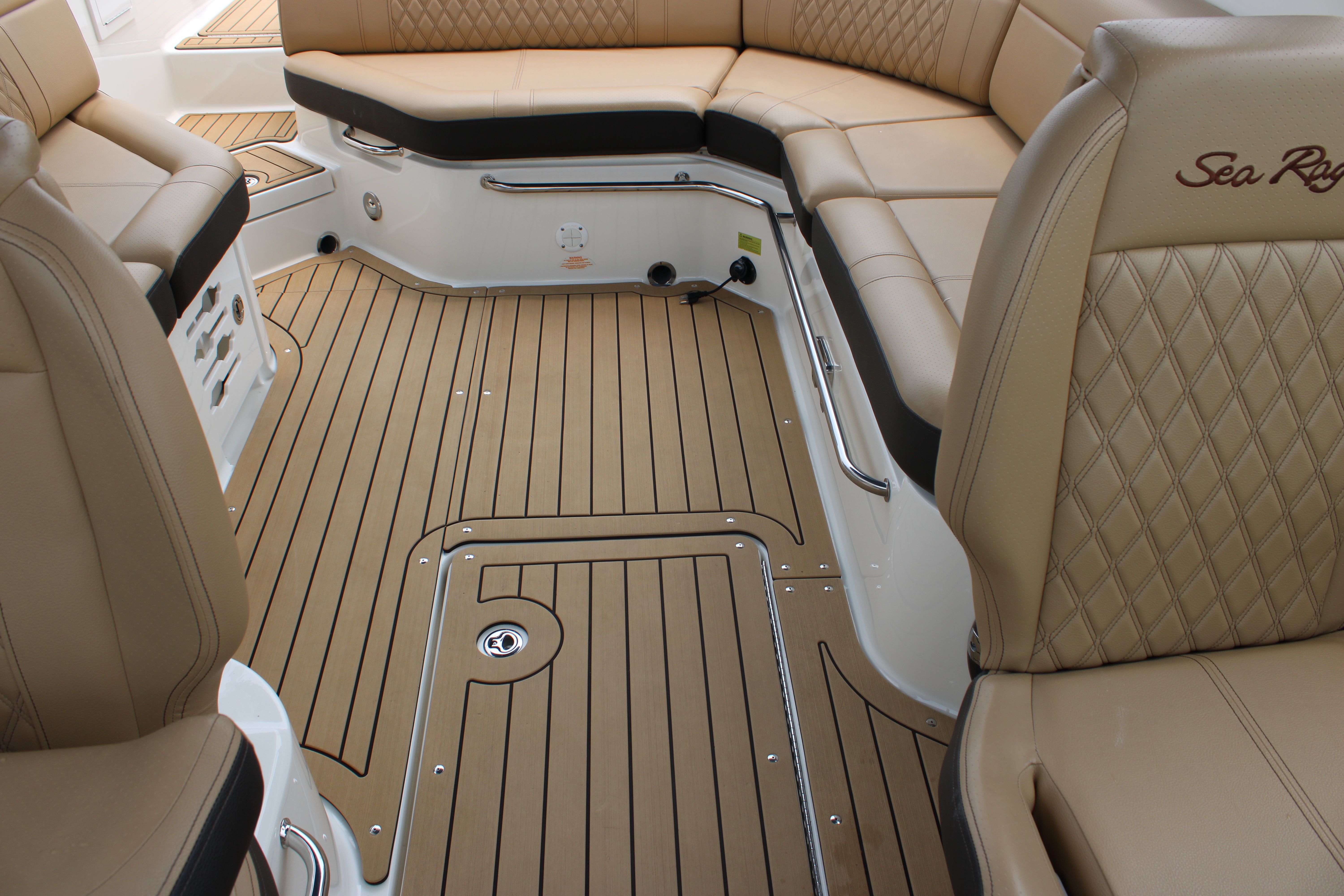 2020 Sea Ray SLX 280 - 23
