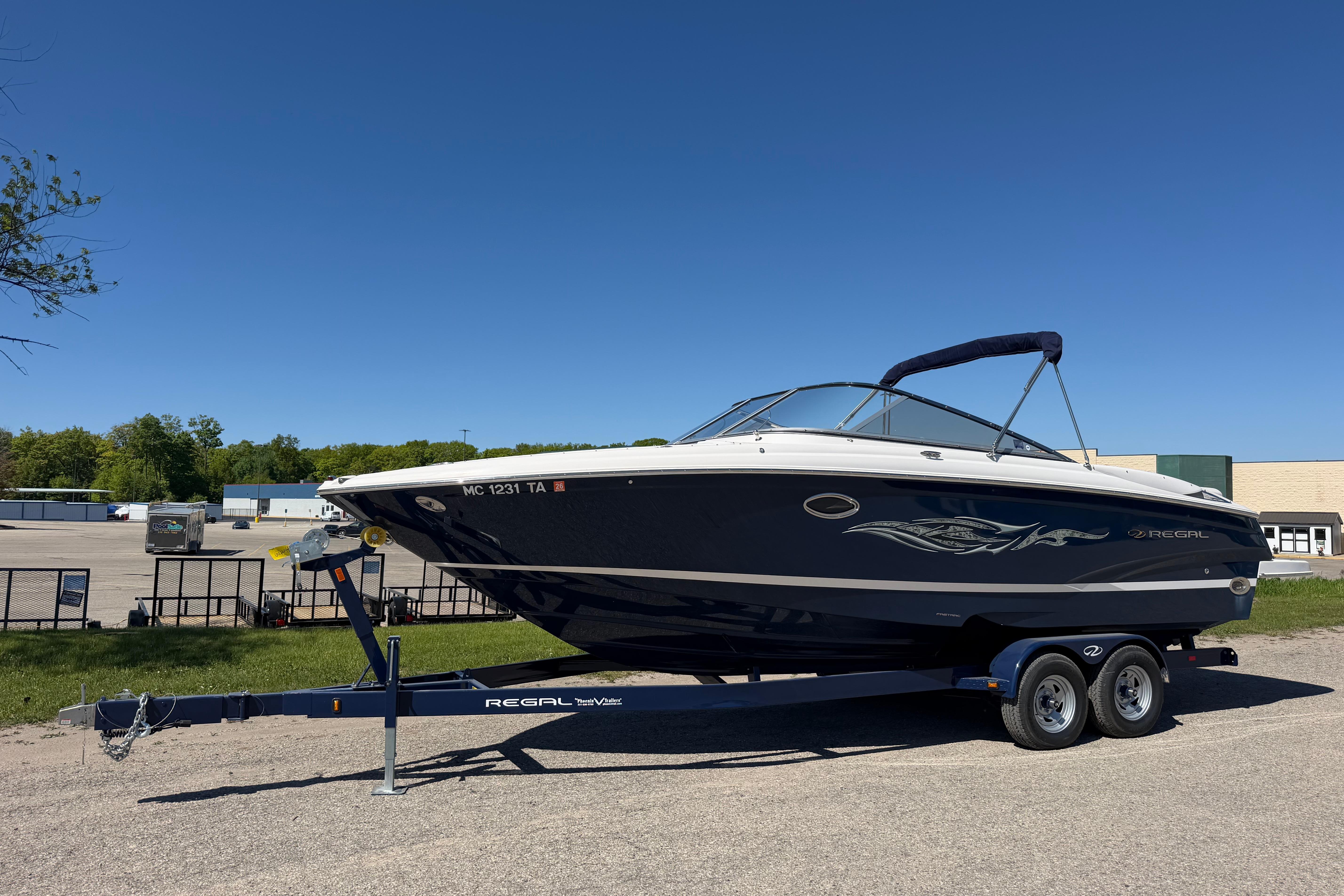 2008 Regal 2700 Bowrider