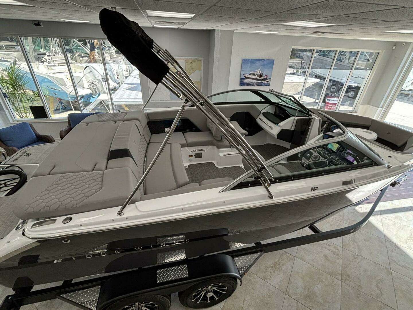 2026 Four Winns H2 - Image 3
