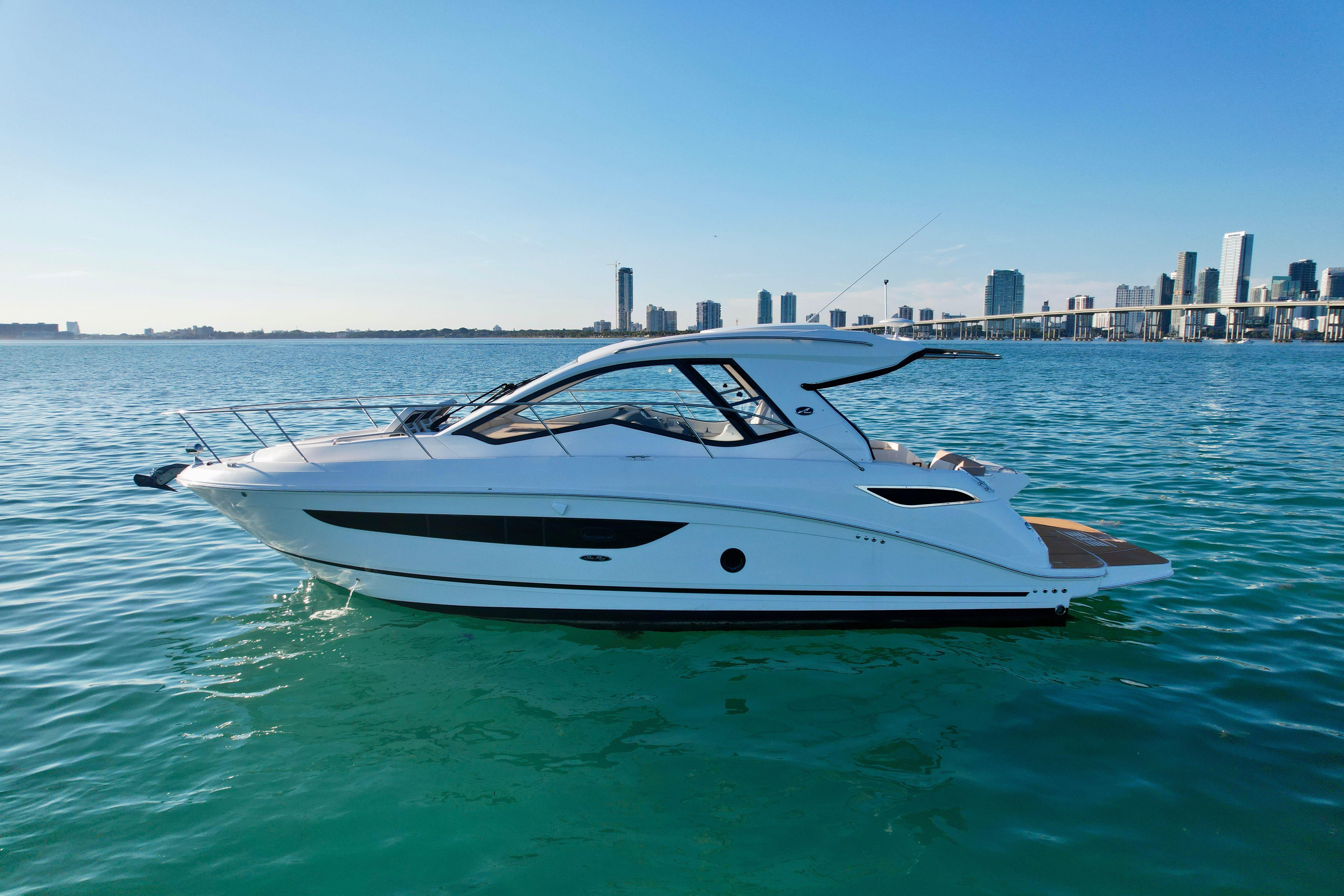 2018 Sea Ray Sundancer 350