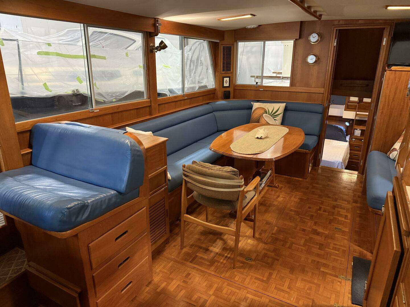 1991 Grand Banks 42 Classic - Image 11