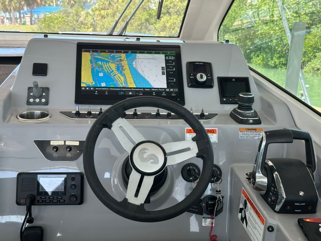 Helm console of the 2024 Beneteau Gran Turismo 32.