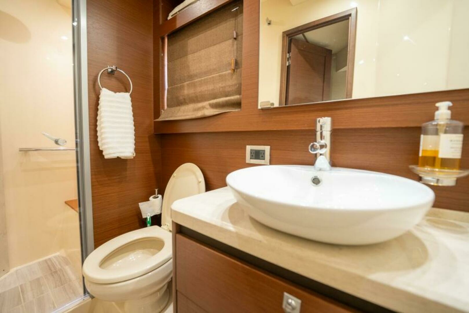 2016 Sea Ray 510 Fly - Image 29