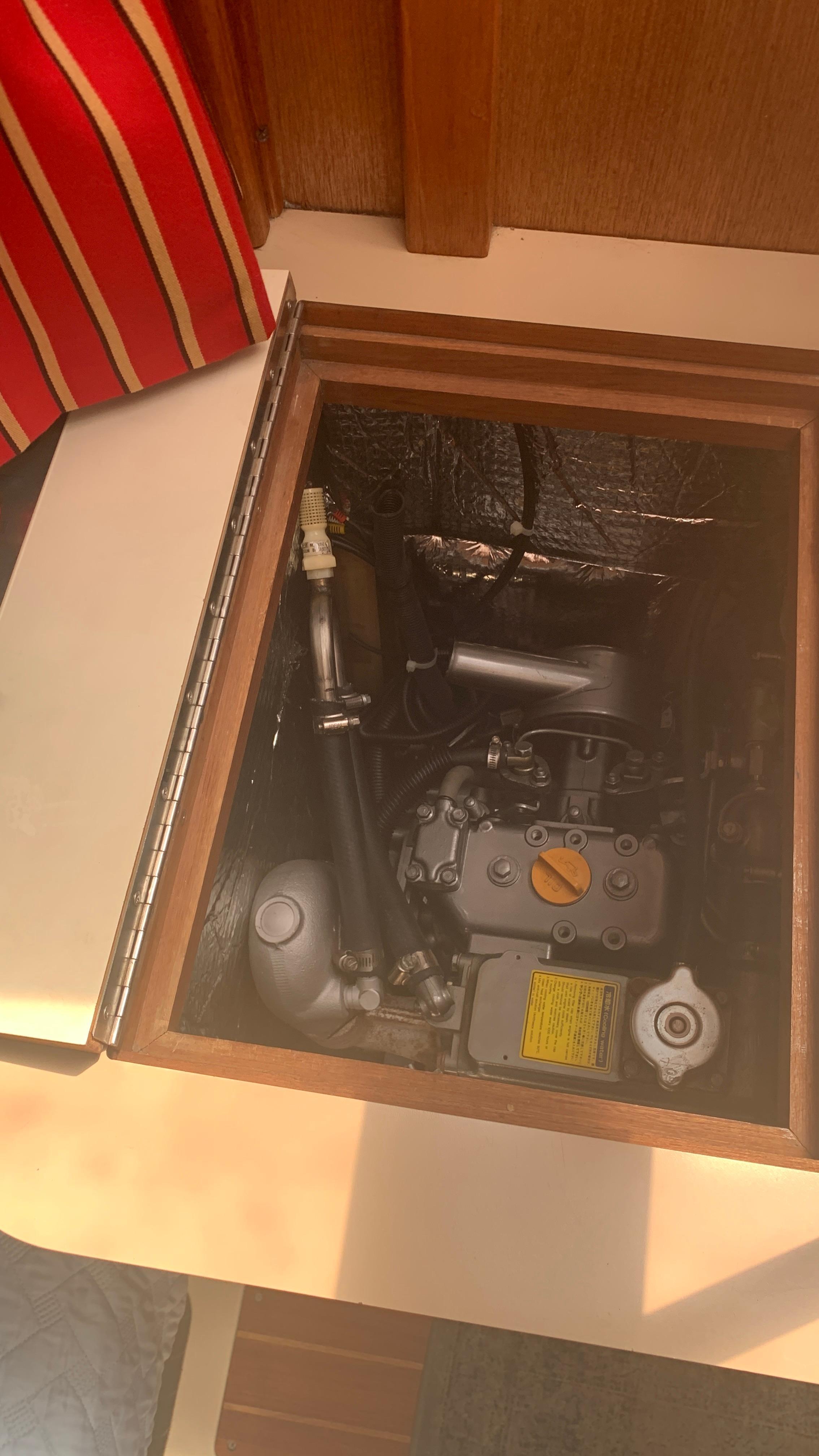 1991 Hunter 30 - 127