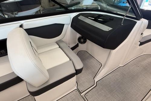 2027 Regal 2000 ES boat interior with white and gray seating, modern dashboard.