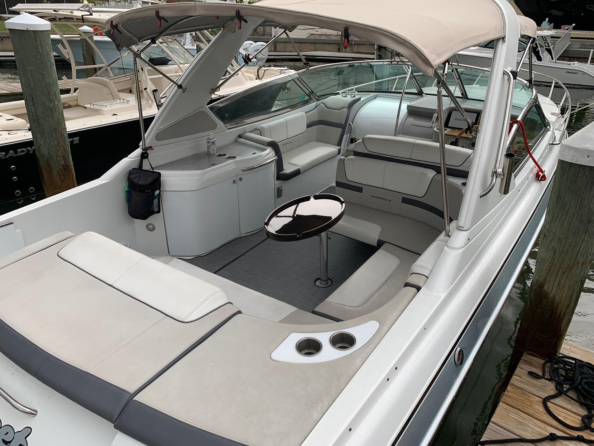 2007 Formula 330 Sun Sport - 13