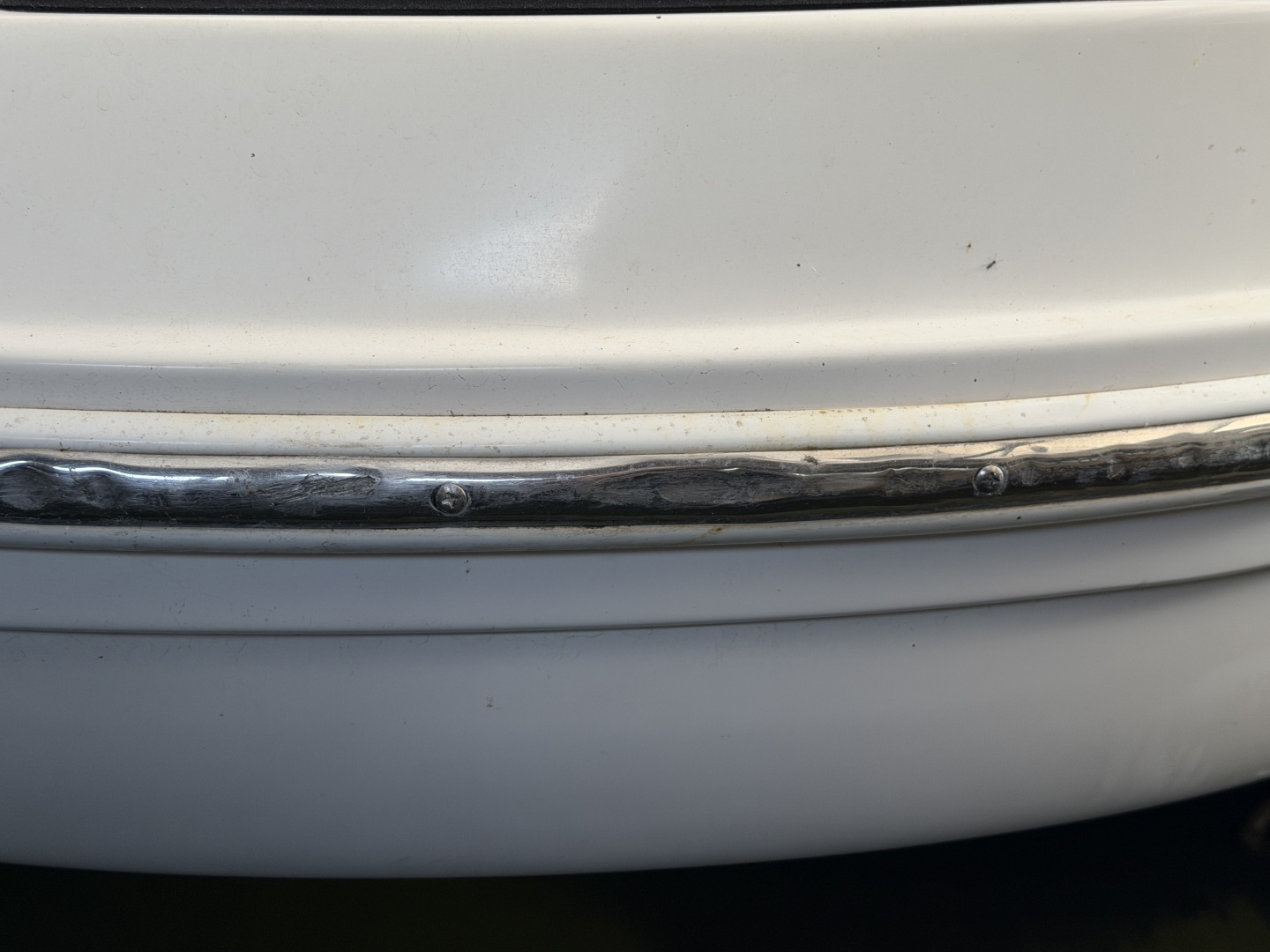 2007 Rinker 350 Express Cruiser - Image 110
