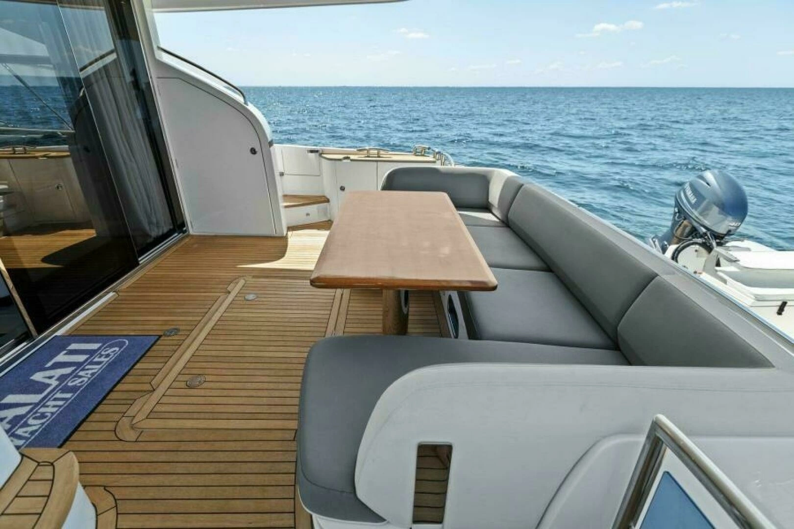 2016 Princess 60 Flybridge - Image 9