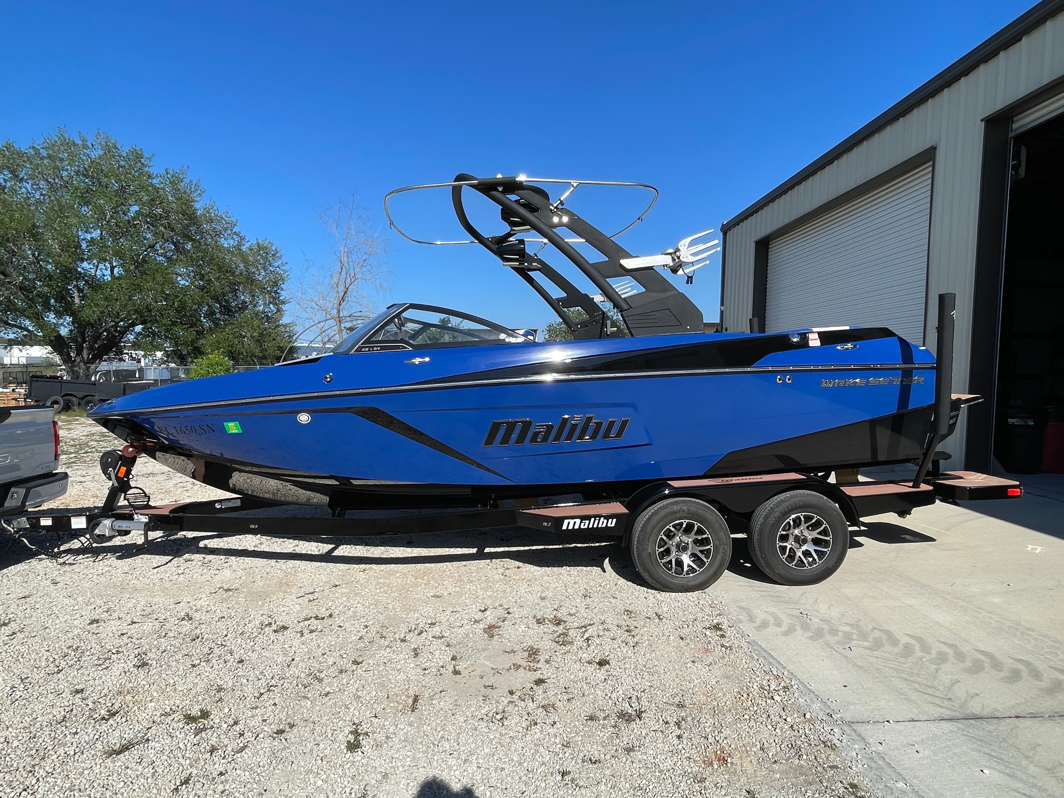 2019 Malibu Wakesetter 22 LSV