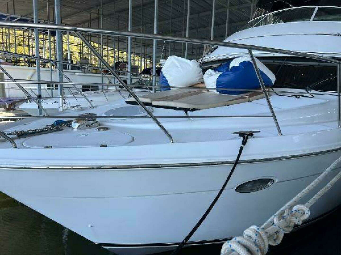 2001 Carver 450 Voyager Pilothouse - Image 5