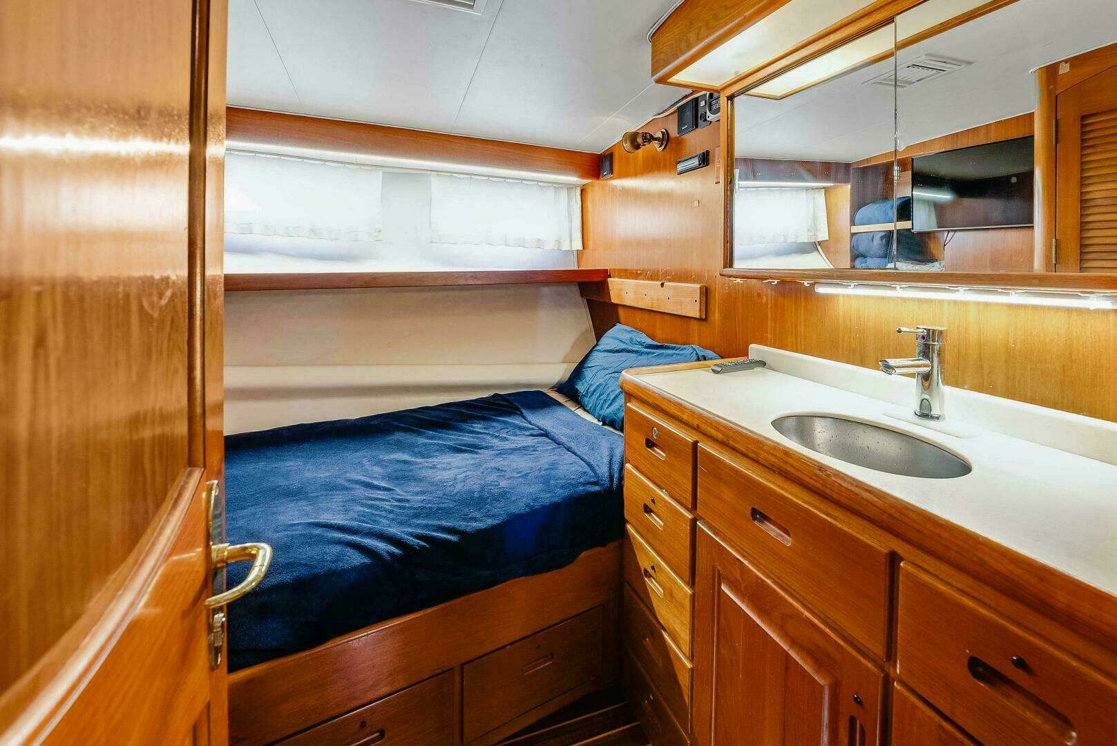 1986 Westport Christensen Cockpit - Image 23