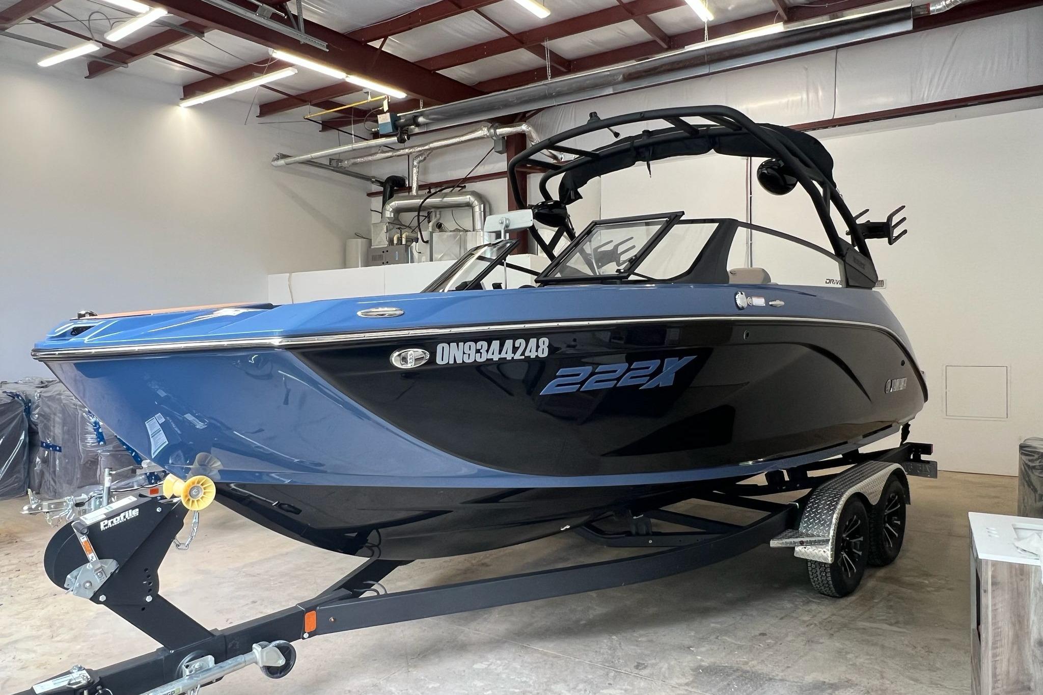 2024 Yamaha Boats 222XD