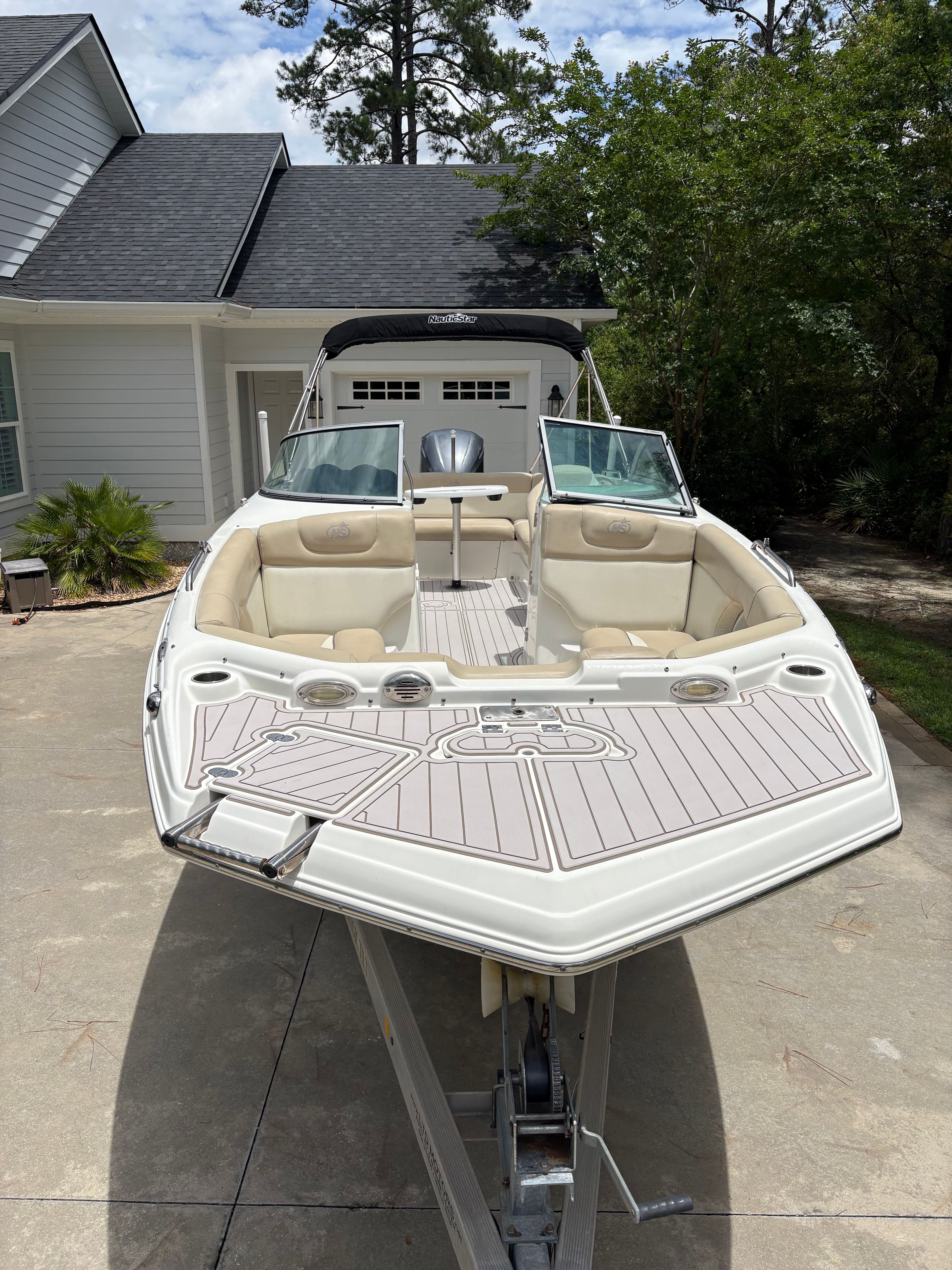 2016 NauticStar 243DC Sport Deck - 7