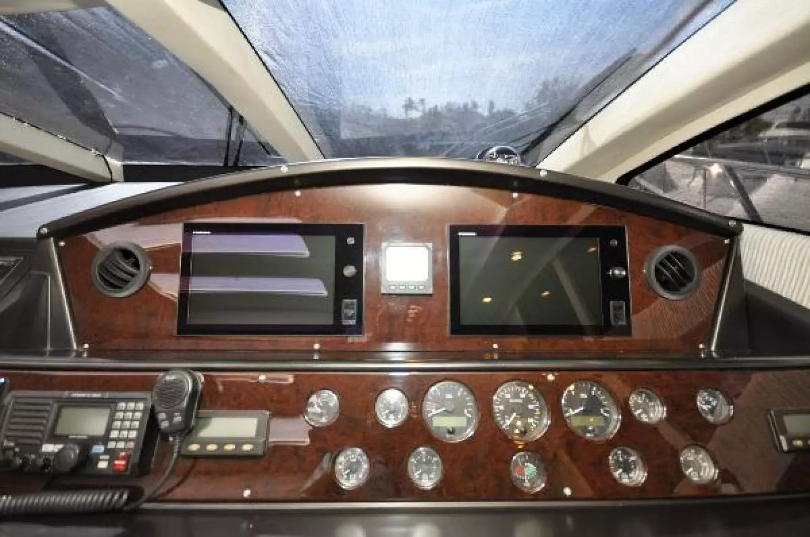 2006 Sunseeker Predator - Image 19