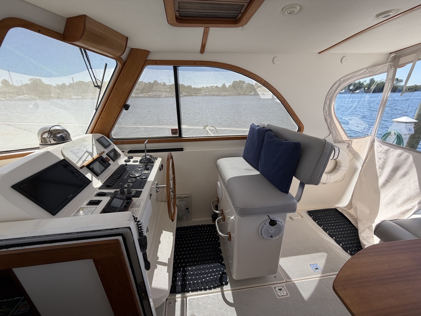 2003 Legacy Express - Image 13