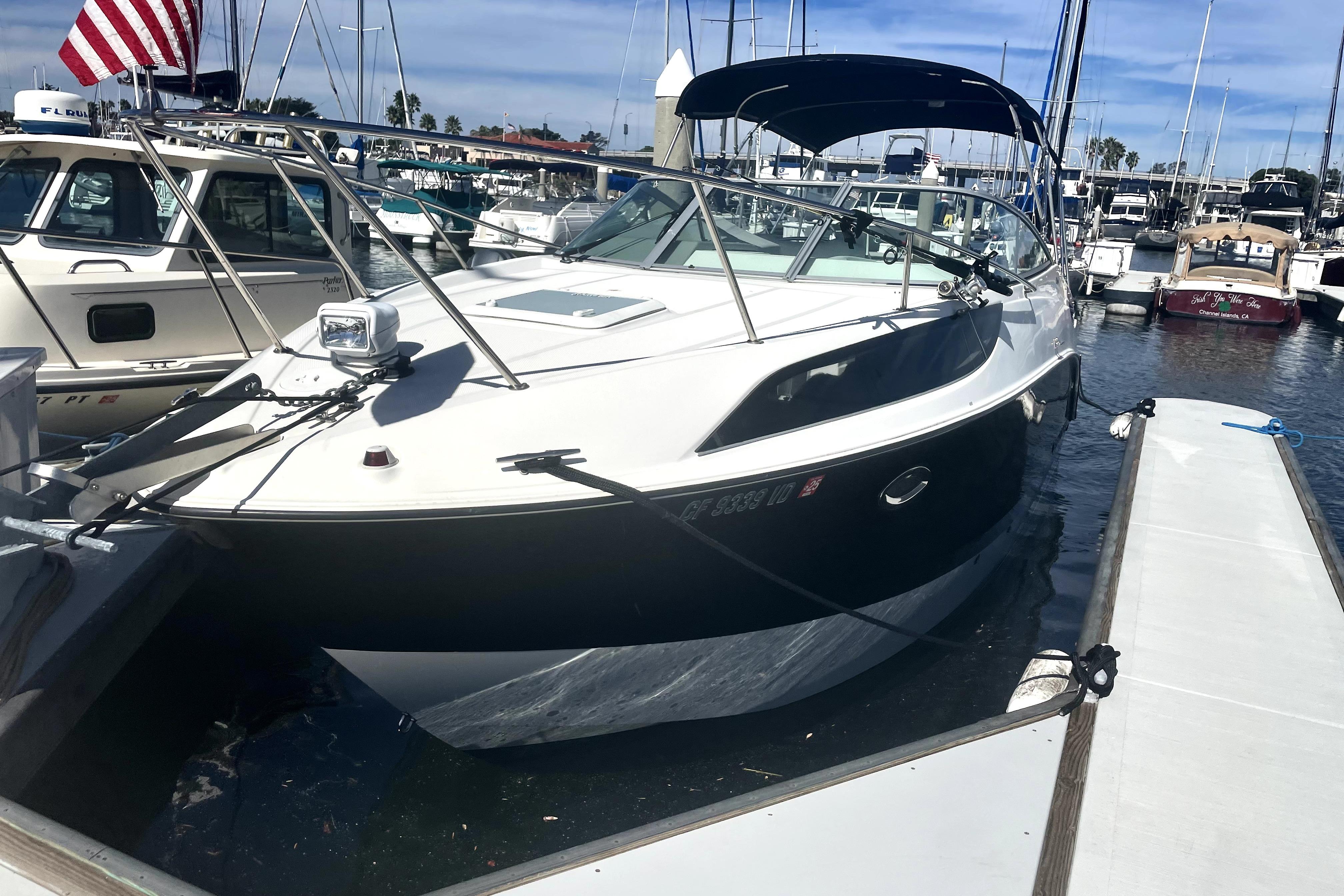 2010 Bayliner 255 Cruiser